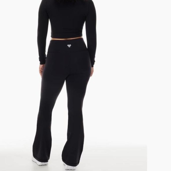 Aritzia Black TNA life high waisted flare leggings - Picture 1 of 6